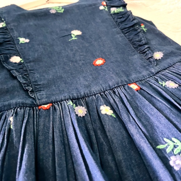 NWT Mini Boden Chambray Embroidered Frill Dress Cotton |  Girls size 11/12 - Picture 6 of 7